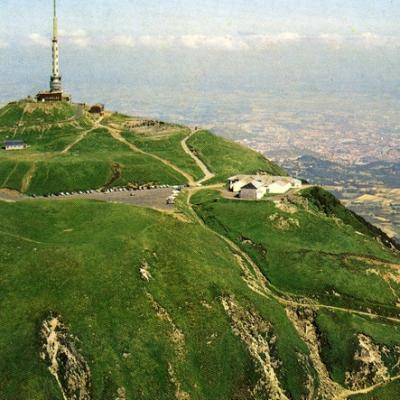 le relais de télé au sommet du puy de dome 1465 m