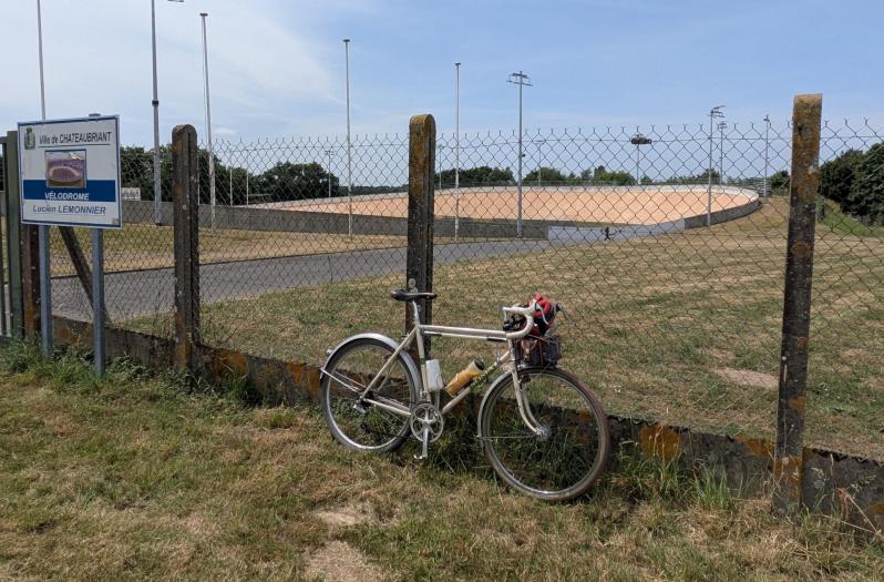 20250531 120957355 le velodrome de chateaubriant